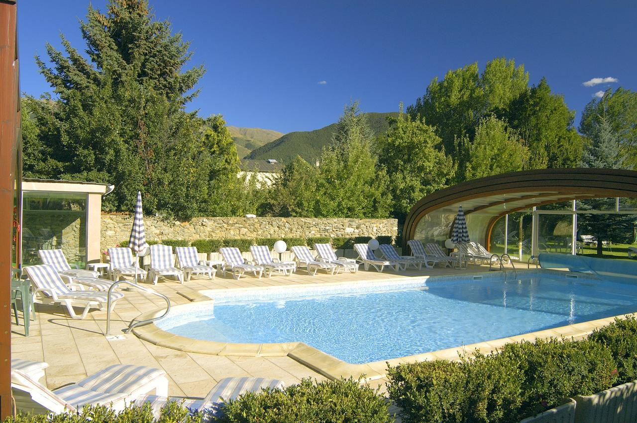 Hotel Le Jardin Saillagouse Exterior foto